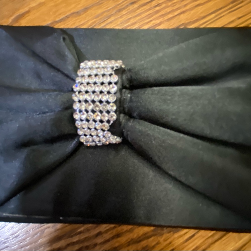 La Sera by Franchise black satin evening purse, could be clutch or shoulder.